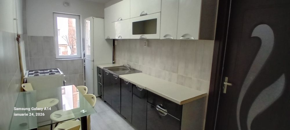 Inchiriez apartament complet mobilat si utilat