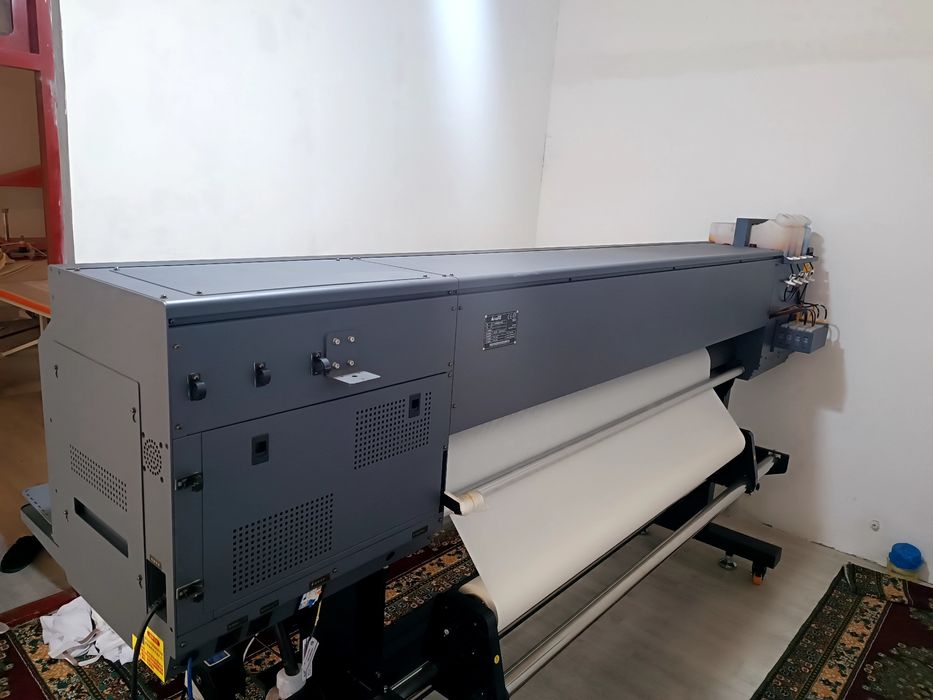 Sublimatsiya printer 3 ta galofkali holati yangi ishlamagan deyarli