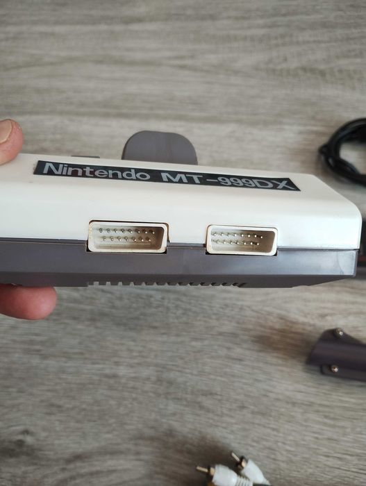 Nintendo MT-999DX игрова конзола