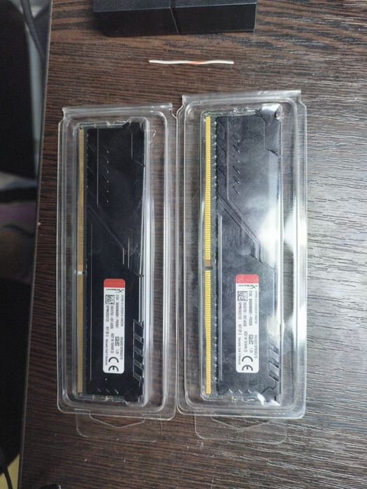 НОВАЯ Оперативная память 16GB (2x8) Kingston FURY HX426C16FB3K2/16