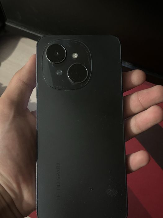Телефон tecno spark