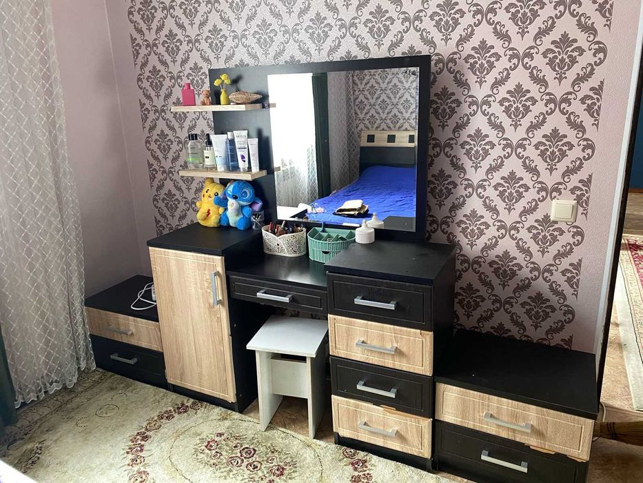 Продам спальный гарнитур в отличном состоянии