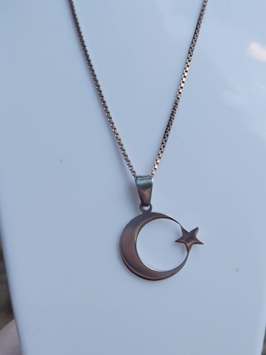 Vechi colier/lant si pandantiv din argint 925, in forma de semiluna