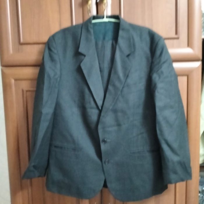 Разная мужская одежда