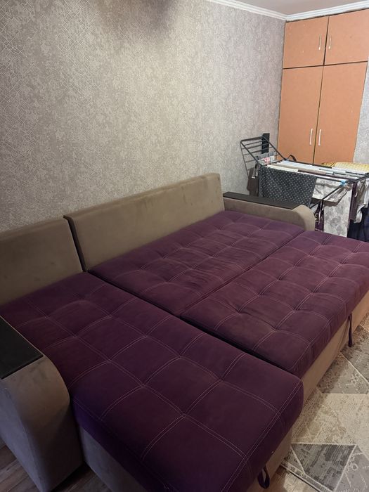 Продаеться диван