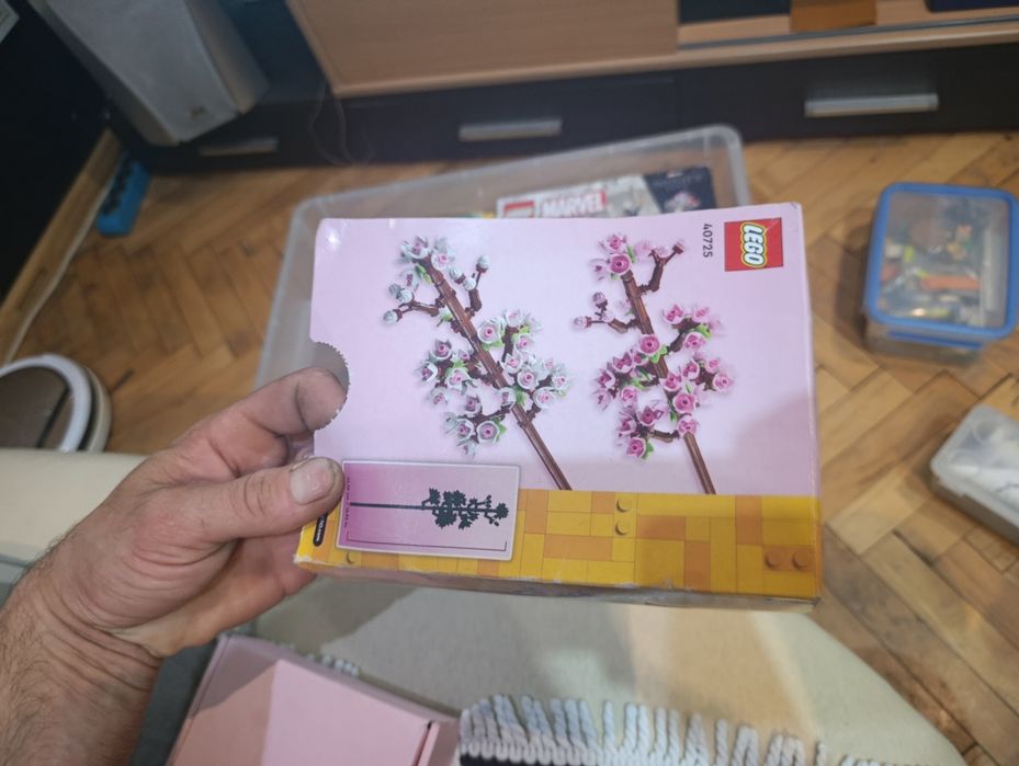 Продавам доста комплекти Lego