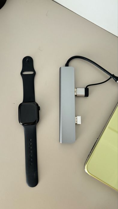 Apple watch 11,42 mm