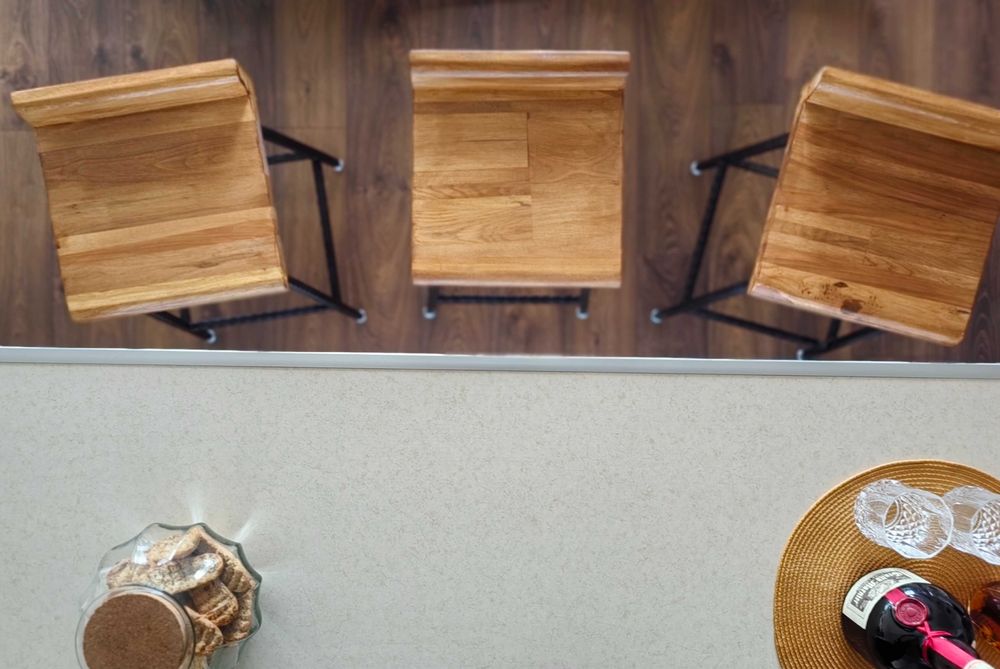 Ръчно изработени бар столове – Масив и стомана