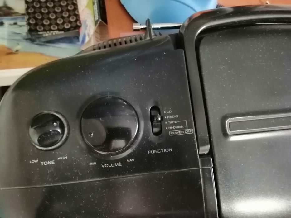 Магнитола в отличном состоянии