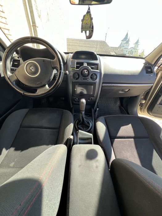 Vand renault megane 2 1.6 benzina din 2007
