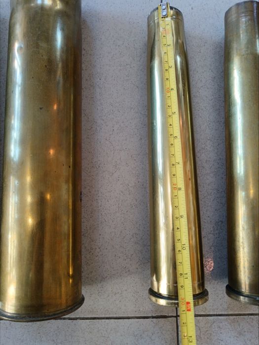 Бронзови гилзи от снаряди