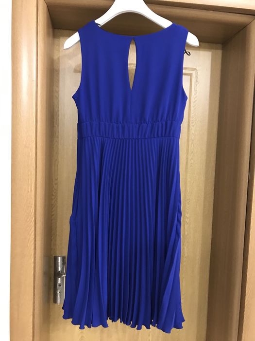 Елегантна рокля от Стилна жена