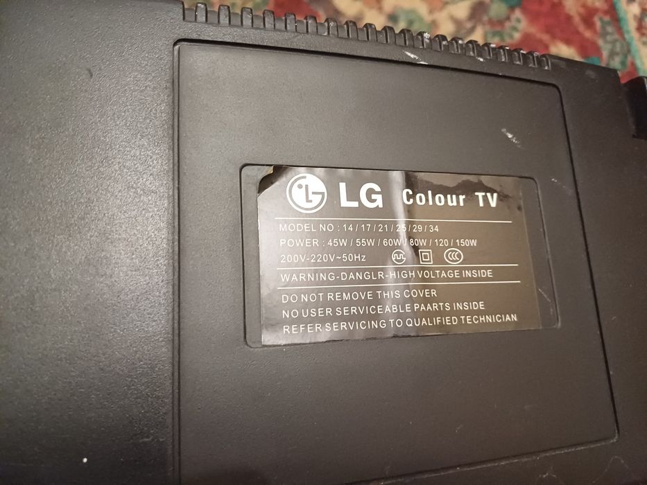 Телевизор LG     .