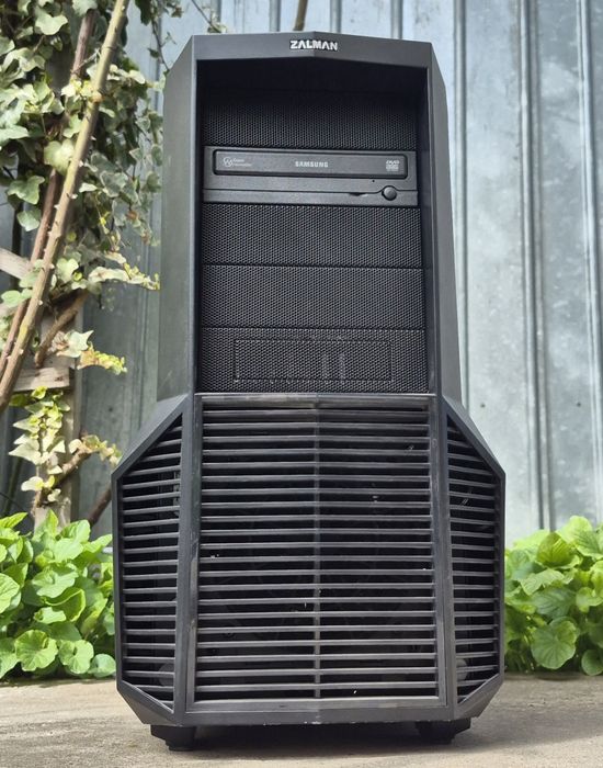 Carcasa pc gaming Zalman Z11 Neo