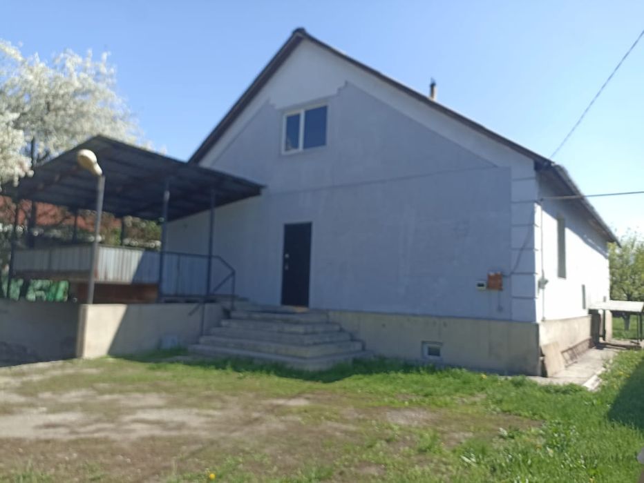 Продаётся большой дом