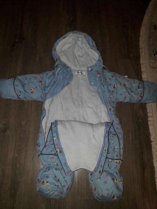 Продам детские вещи