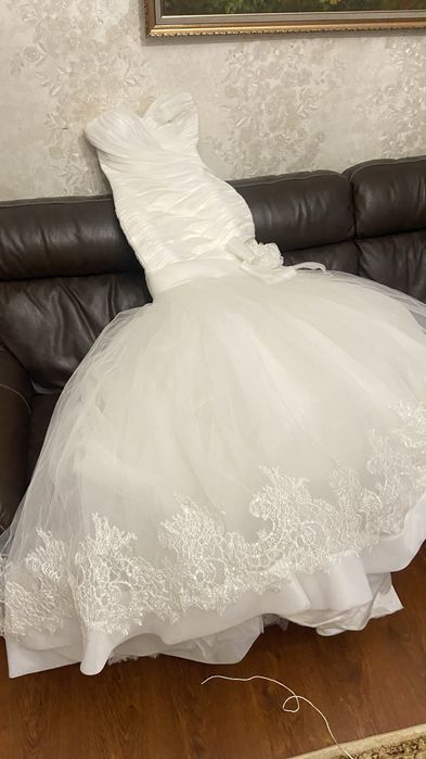 свадебное платье с фатой