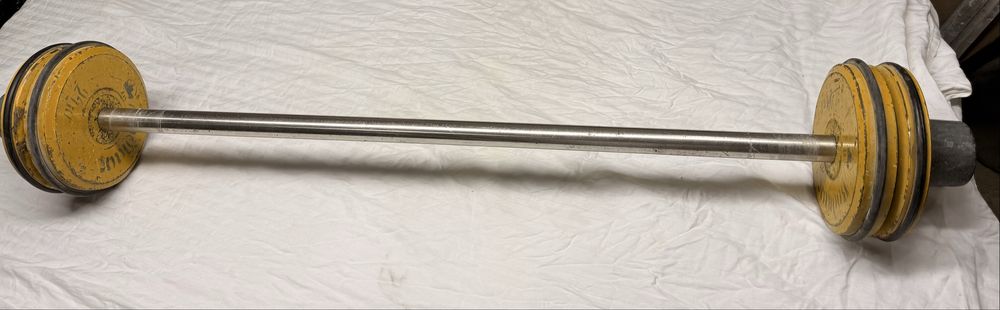 Продам Штанга :гриф и 4 блина