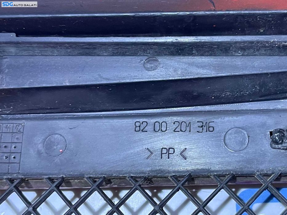 Grila Centrala Radiator Fara Emblema de pe Bara Spoiler Fata Dacia Solenza 2003 - 2005 Cod 8200201316