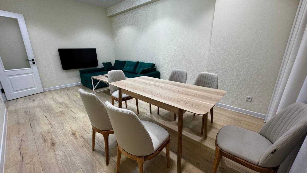 Сдается элегантная квартира в центре   3-х ком. кв на долгий срок