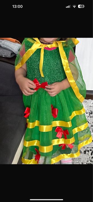 Продам платье для девочки