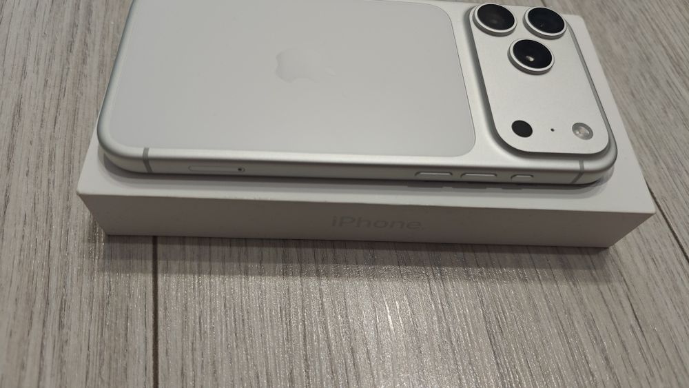 Iphone 17 pro max 2 Tb