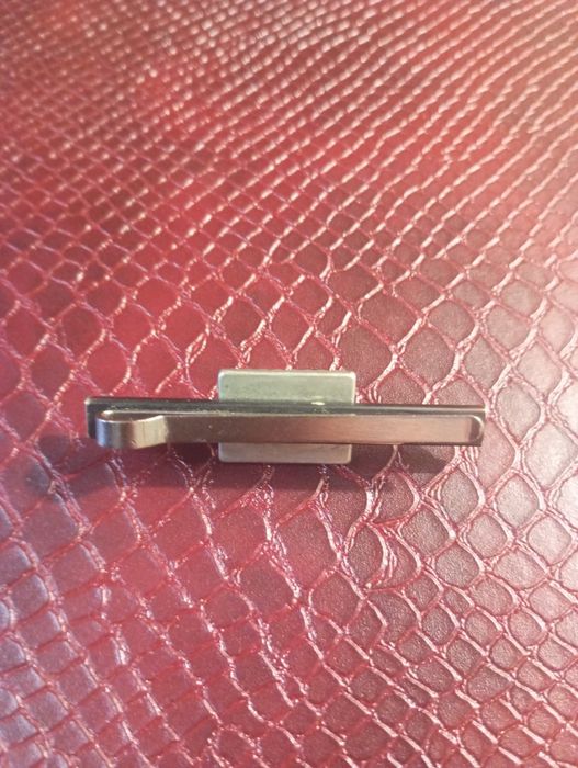 Зажим для галстука.