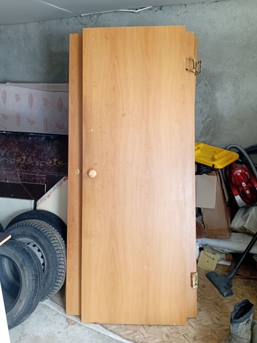 Продам двери по 3000 тыс