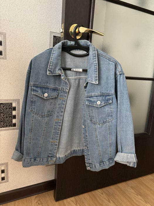 Б/у платья, куртки, джинсовка