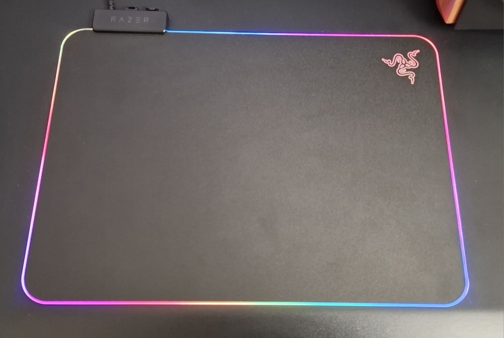 Коврик для мыши Razer Firefly V2