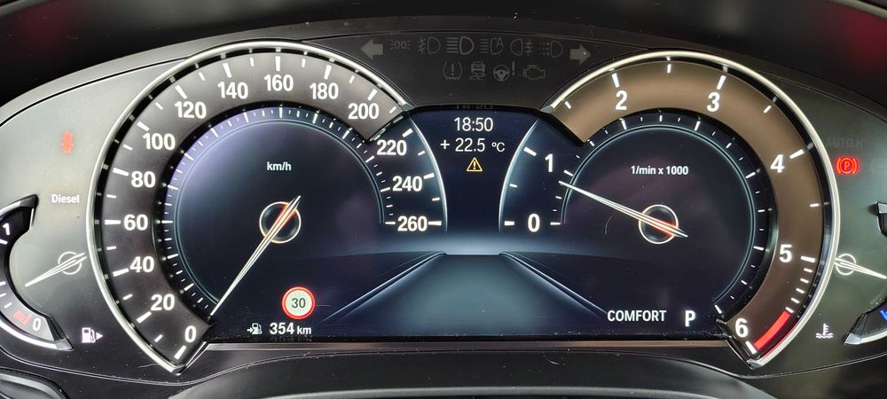 Activare BMW Gxx SLI Speed limit info Citire semne circulatie BMW X3 X4 G01 G02 G08 G30 G31 G32 G38 F90 G11 G12 Rollce Royce Kafas4 generatia 1