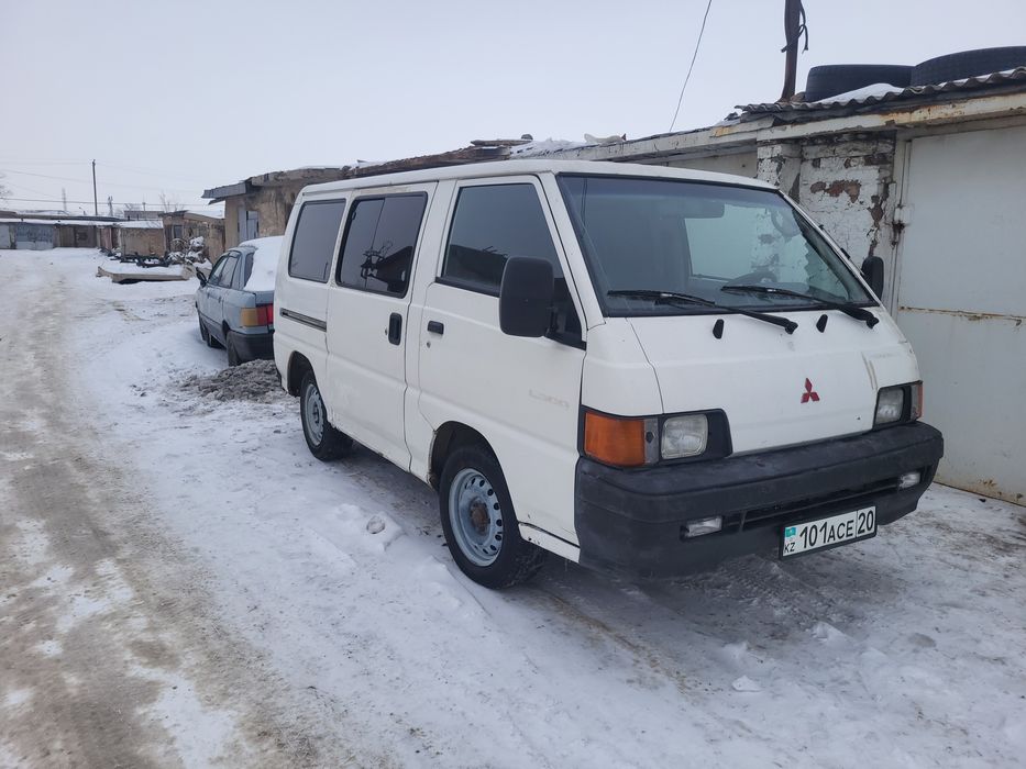 Митсубиси л300 бензин