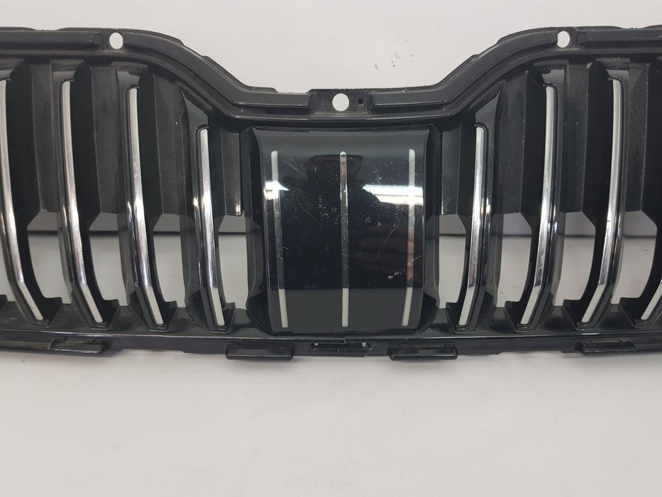 Grila radiator Skoda Superb 3 dupa 2016