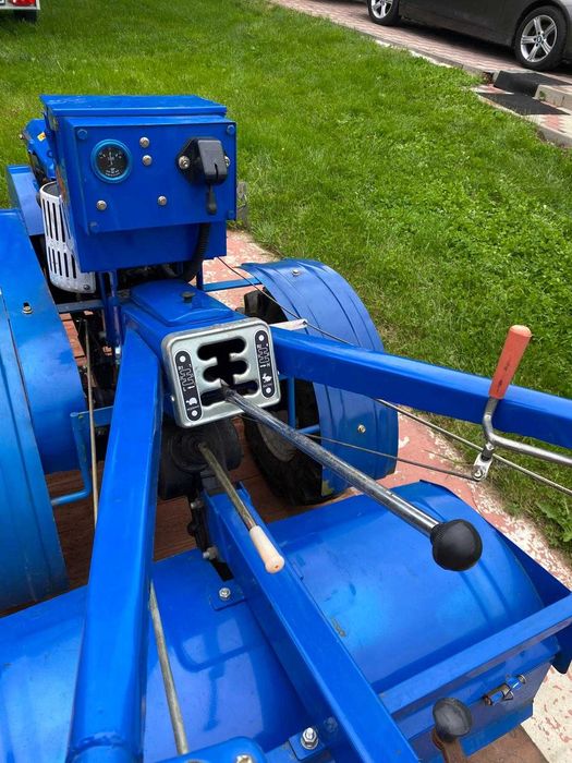 Motocultor ZUBR MB 1012E 12.5CP diesel, pornire electrica, freza agricolă rotativa cu scaun