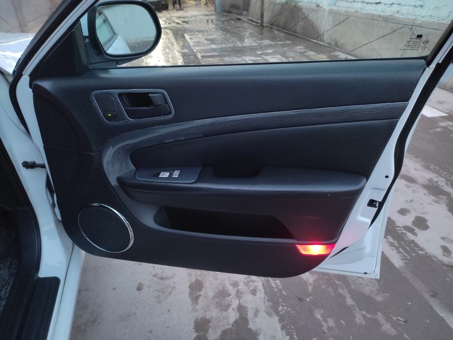 Продается эпика шевроле