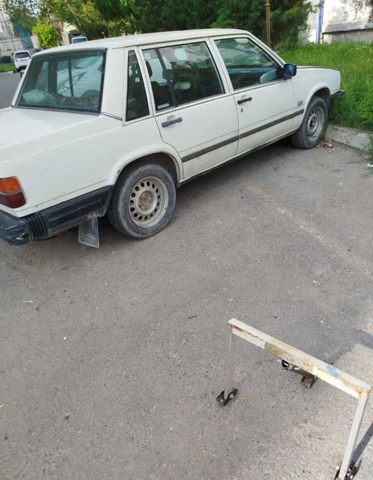 Продам вольво 740