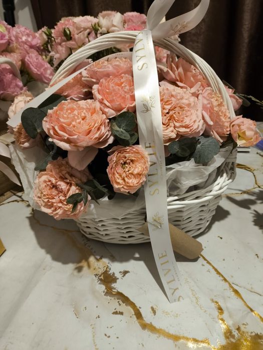 Продам цветы свежие очень красивые