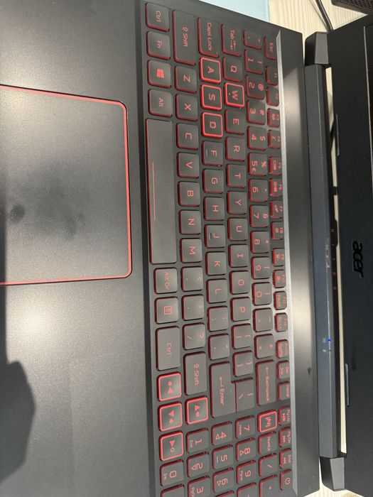 Acer Nitro-5, 1 tb HDD, 256 gb SSD