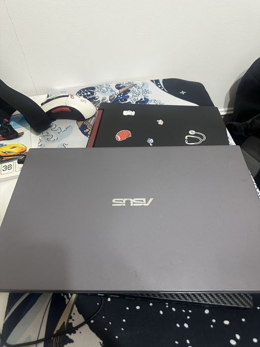 продается ноутбук