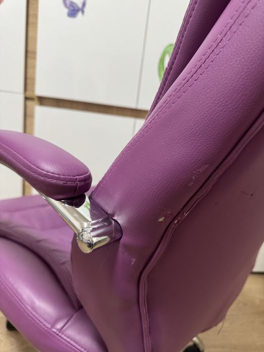 Офис стол лилав и син почти неизползвани