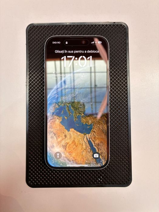 IPhone 15 (128 gb)