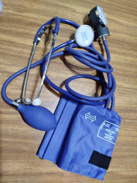 Тонометр, Германия