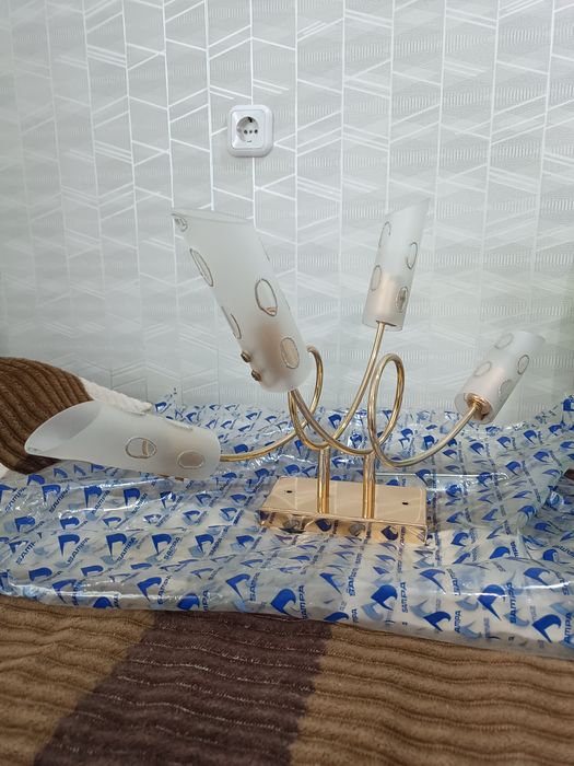 Люстра, светильники