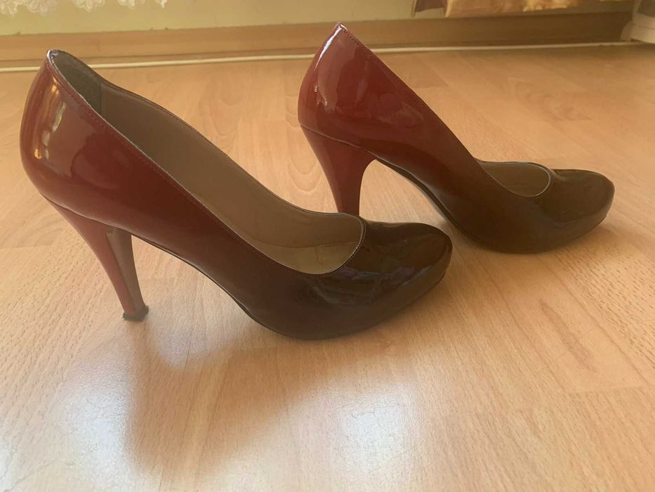 Дамски обувки на ток