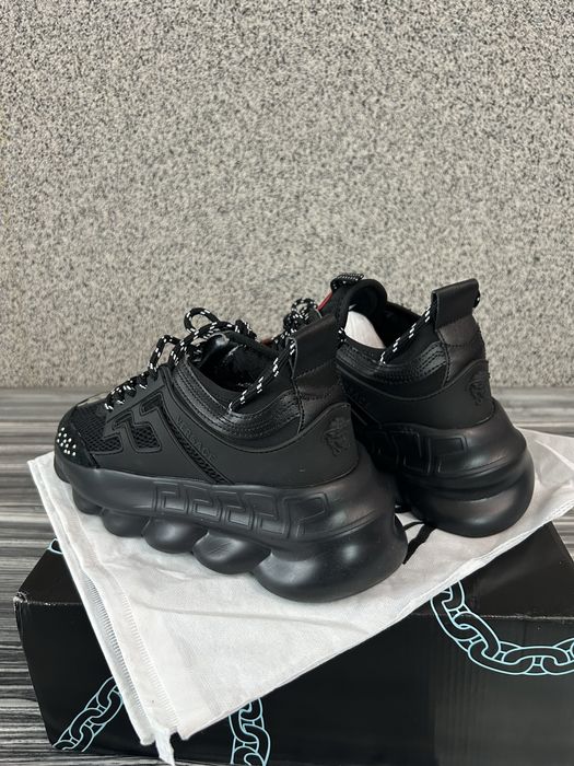 Adidasi Versache Chain Reaction - marimea 40 model premium