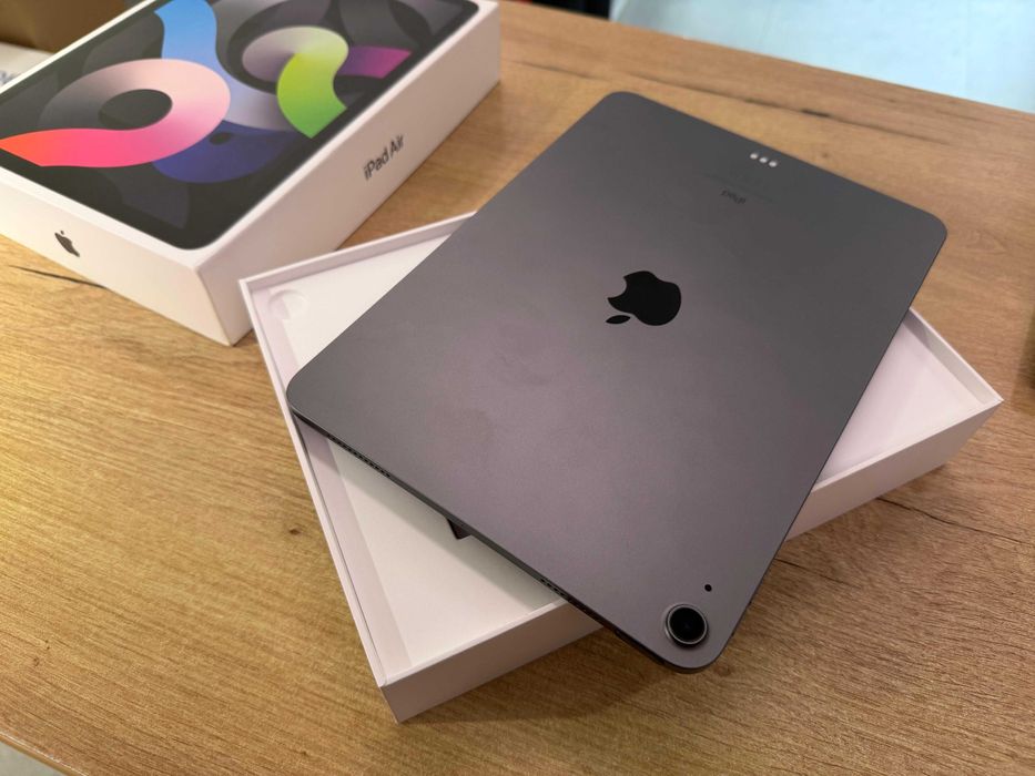 Apple iPad Air (4th generation) 64GB – baterie 96% – stare foarte bună