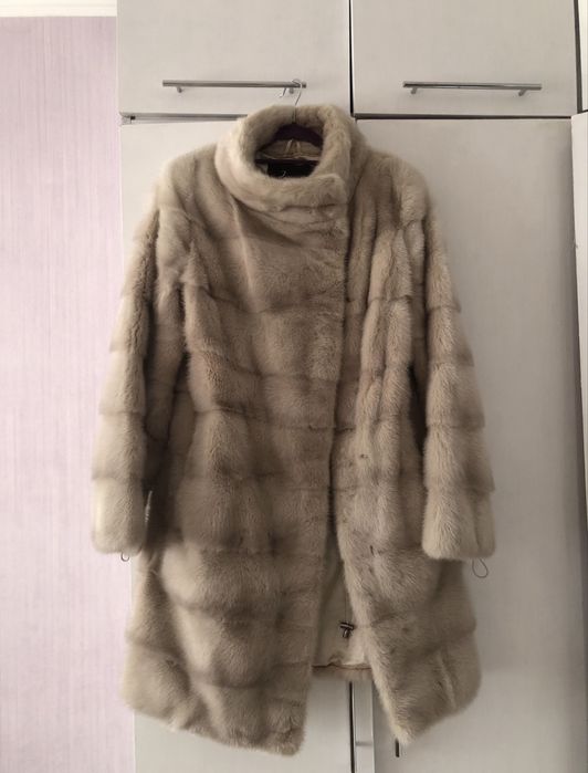 Продается норковая шуба