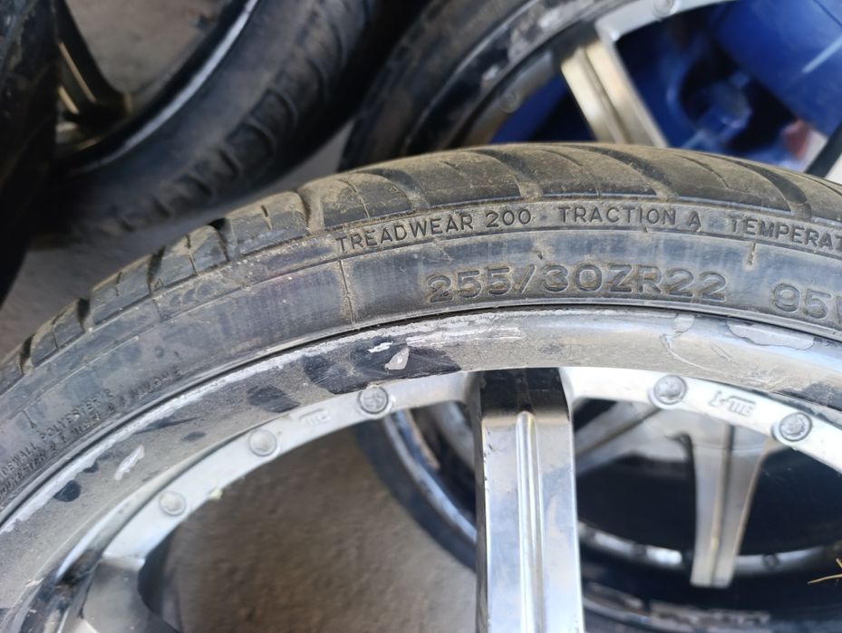 Продам резину с дисками