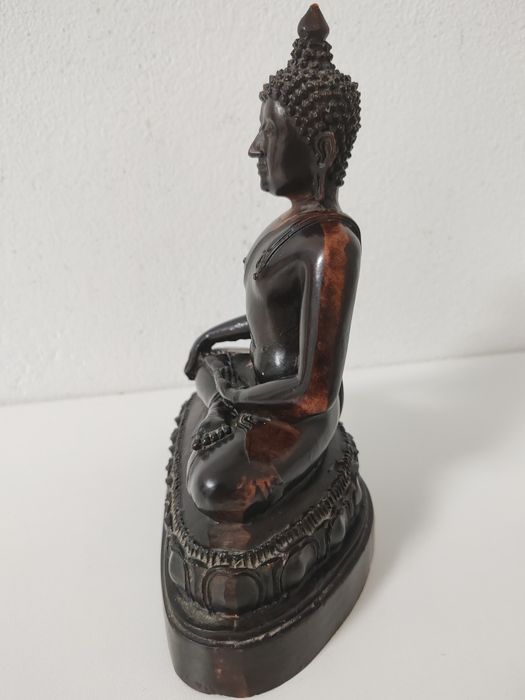 Statuetă Buddha în poziție de meditație