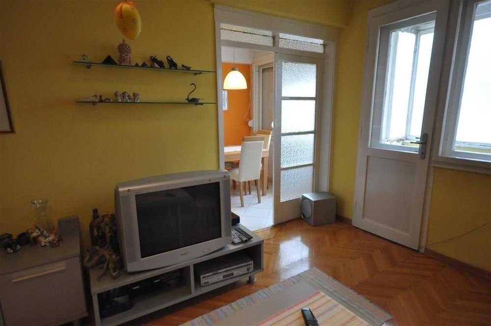 Дава се под наем Тристаен апартамент в Пловдив, Гагарин - 90 кв.м за 367.2 € - Снимка #6